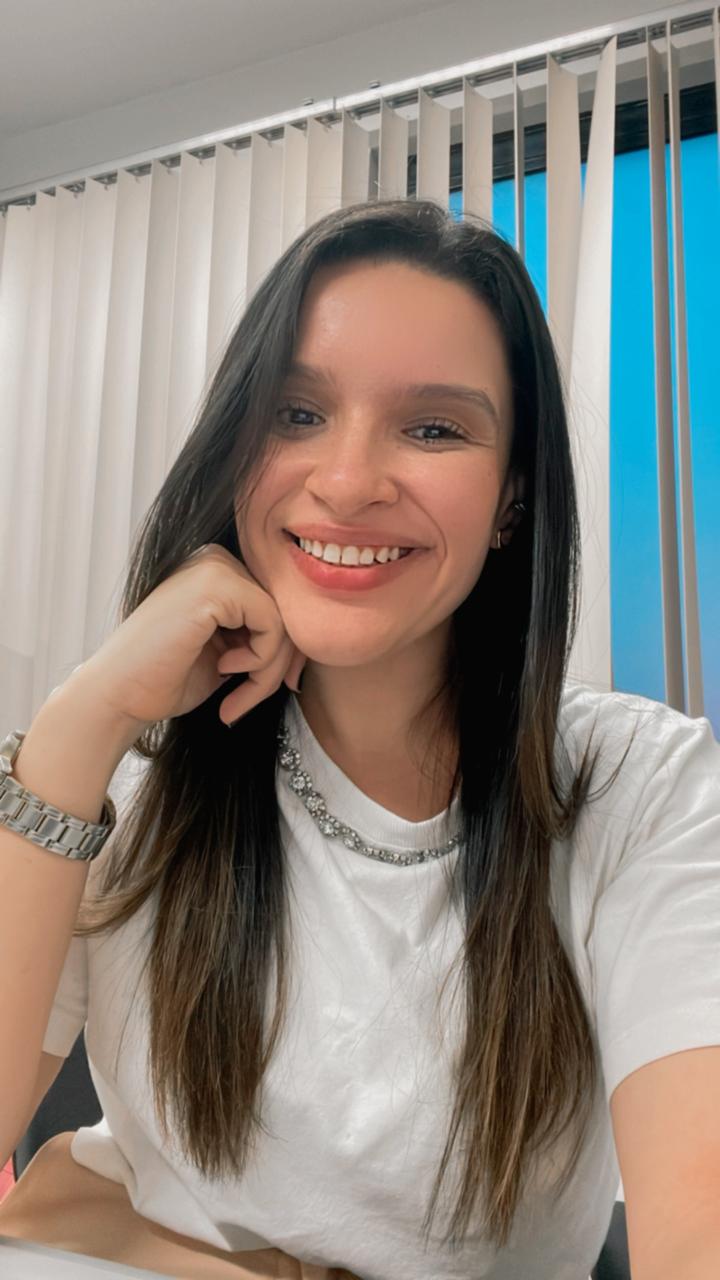 Milena de Oliveira — Psicóloga Clínica